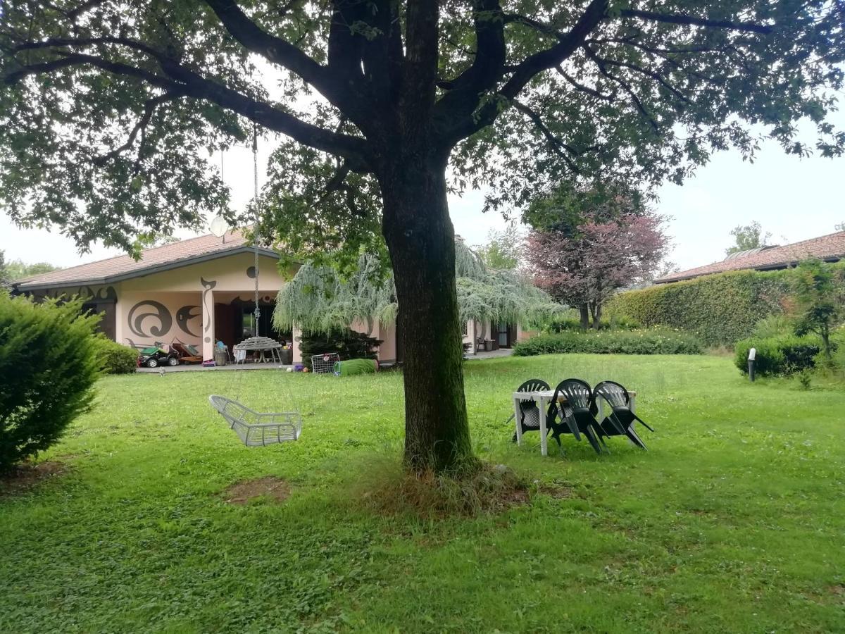 Carimate Bed & Breakfast Viadelgolf41 الغرفة الصورة
